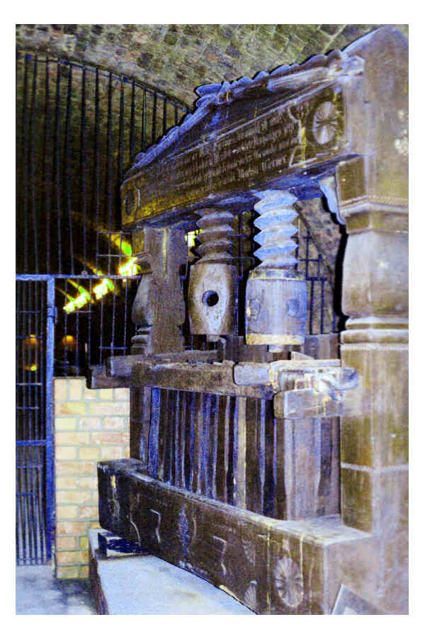 Wine Press, Siklos
